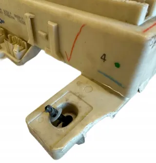 BS4H66730F 519383004 Блок предохранителей Mazda 3 BK Арт e11669916, вид 5