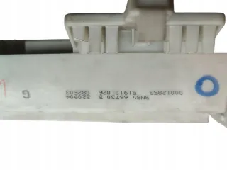 66730B Блок предохранителей Mazda 3 BK Арт e11669899, вид 3