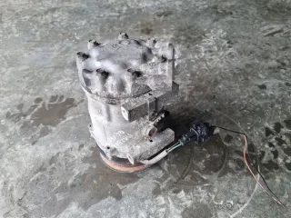 BBR4-61450  Компрессор кондиционера Mazda 3 BL Арт e11232760, вид 4