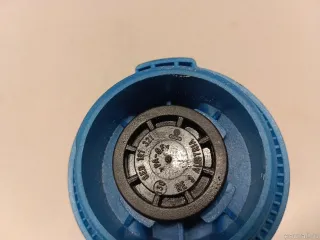 8E0121321 Крышка расширительного бачка Audi A6 C5 (S6,RS6) Арт E23813886, вид 5