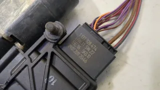 4L0959591A Двигатель электролюка Audi Q7 4L Арт 20478902, вид 2