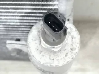 D46643-0630 Радиатор кондиционера Kia Carens 2 2.0л CRDi Арт 2085971, вид 4