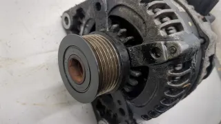 Y60118300B Генератор Mazda 3 BL 1.6л TD Арт 20508882, вид 2