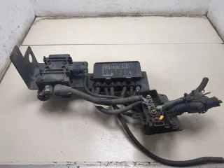 5801611738 Выключатель массы (контактор) Iveco EuroCargo Арт 20536941, вид 1