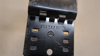 A2035830075 Упор противооткатный Mercedes E W212 Арт 20547156, вид 2