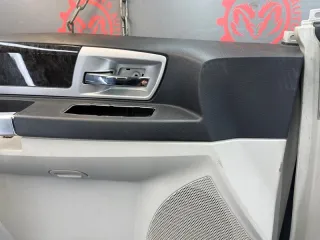 1LW311VSAA Обшивка двери комплект Chrysler Voyager 5 Арт 2-1016818, вид 3