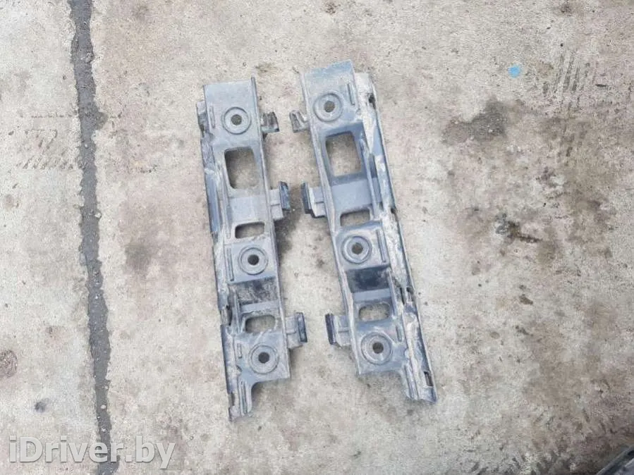 3C0807183 Кронштейн крепления бампера переднего Volkswagen Passat B6 Арт 18894268, вид 2