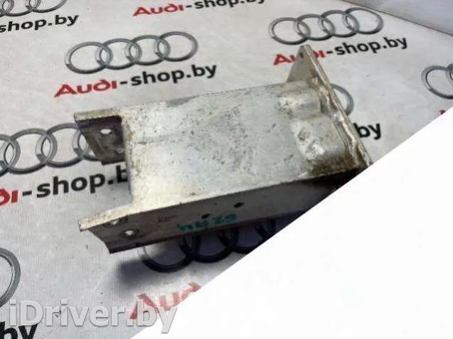 8K0807134C Клык бампера передний правый Audi A4 B8 Арт 57787635, вид 2