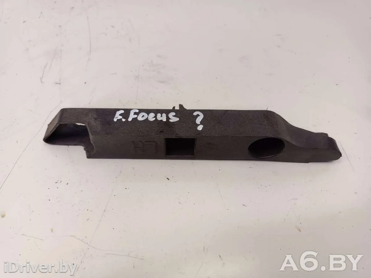  Кронштейн крепления бампера переднего Ford Focus 2 restailing Арт 42498810