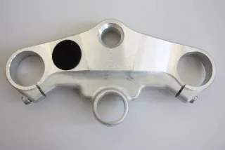 g918 , moto322541 Кронштейн рамы Triumph Daytona Арт moto322541, вид 1