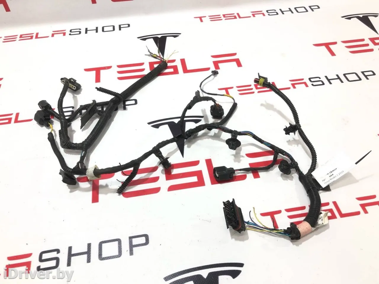 1067961-00-E Разъем (фишка) проводки Tesla model 3 Арт 99455840, вид 1