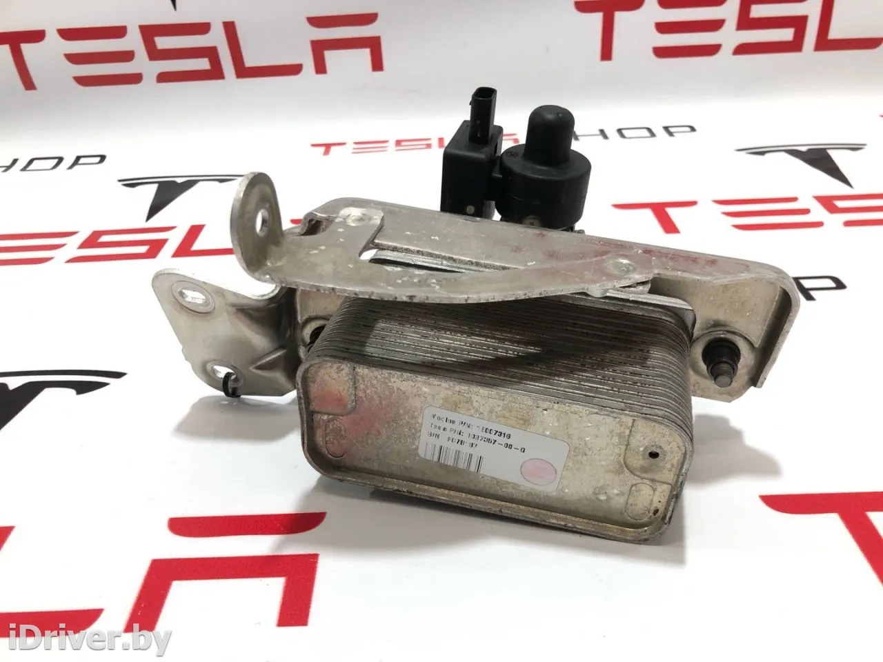 1039040-00-G,1037357-00-G,1037764-00-C Радиатор (дополнительный) Tesla model S Арт 9930634, вид 3