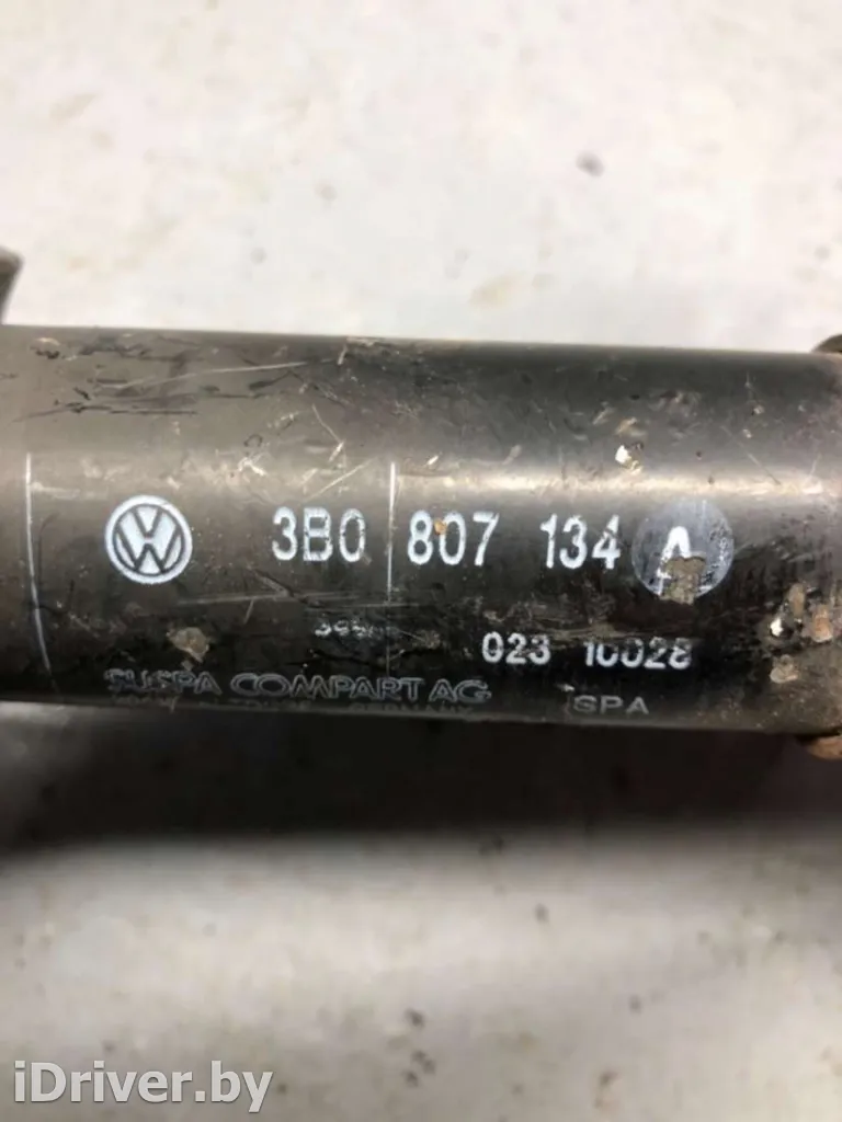 3B0807134A Кронштейн крепления бампера переднего Volkswagen Passat B5 Арт 84940844, вид 2