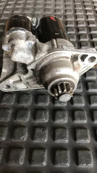 BOSCH,0 001 120 400 Стартер Skoda Fabia 1 Арт GRT250242, вид 1
