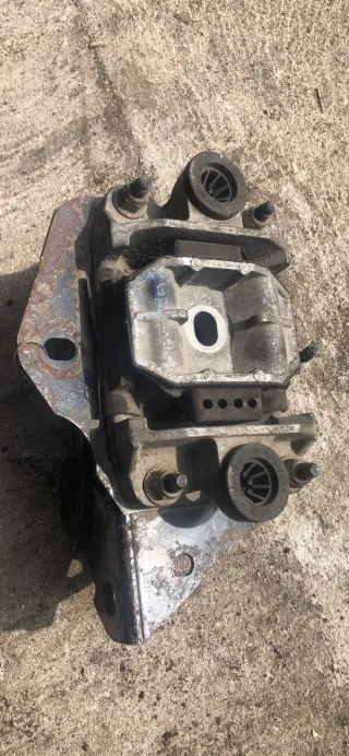  Подушка крепления КПП Ford Mondeo 3 2.0л Арт GRT9053, вид 1