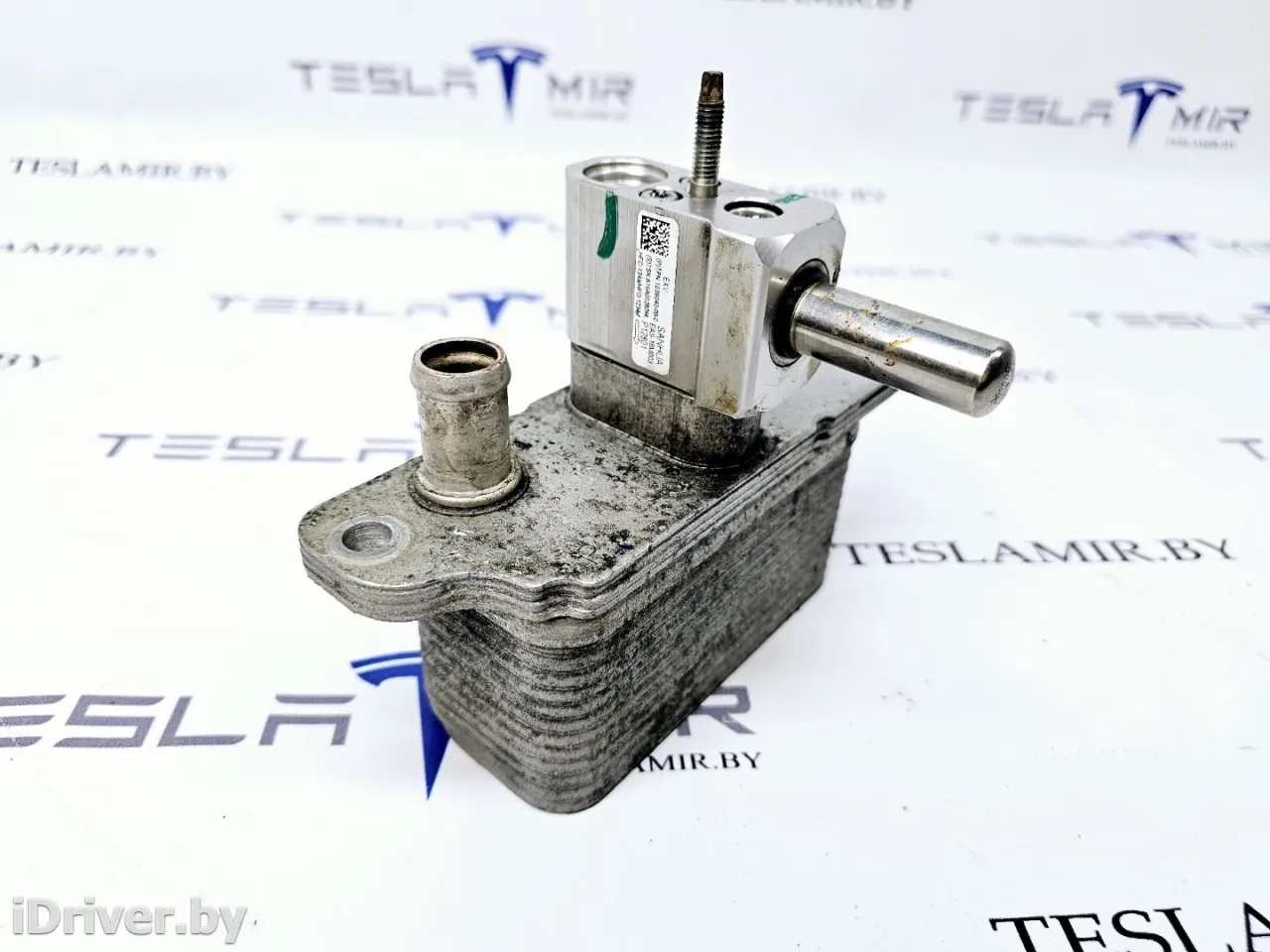 1037357-00,1037764-00,1039040-00 Теплообменник масляного фильтра Tesla model S Арт 14635, вид 8