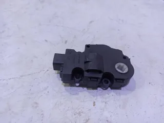 A1669060008 Моторчик заслонки печки Mercedes ML/GLE W166 Арт 5659417_8, вид 1