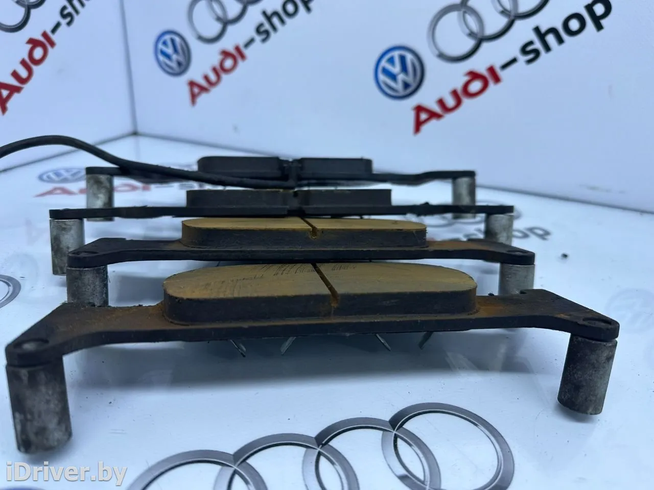  Тормозные колодки передние Audi A4 B9 Арт 88395390, вид 2