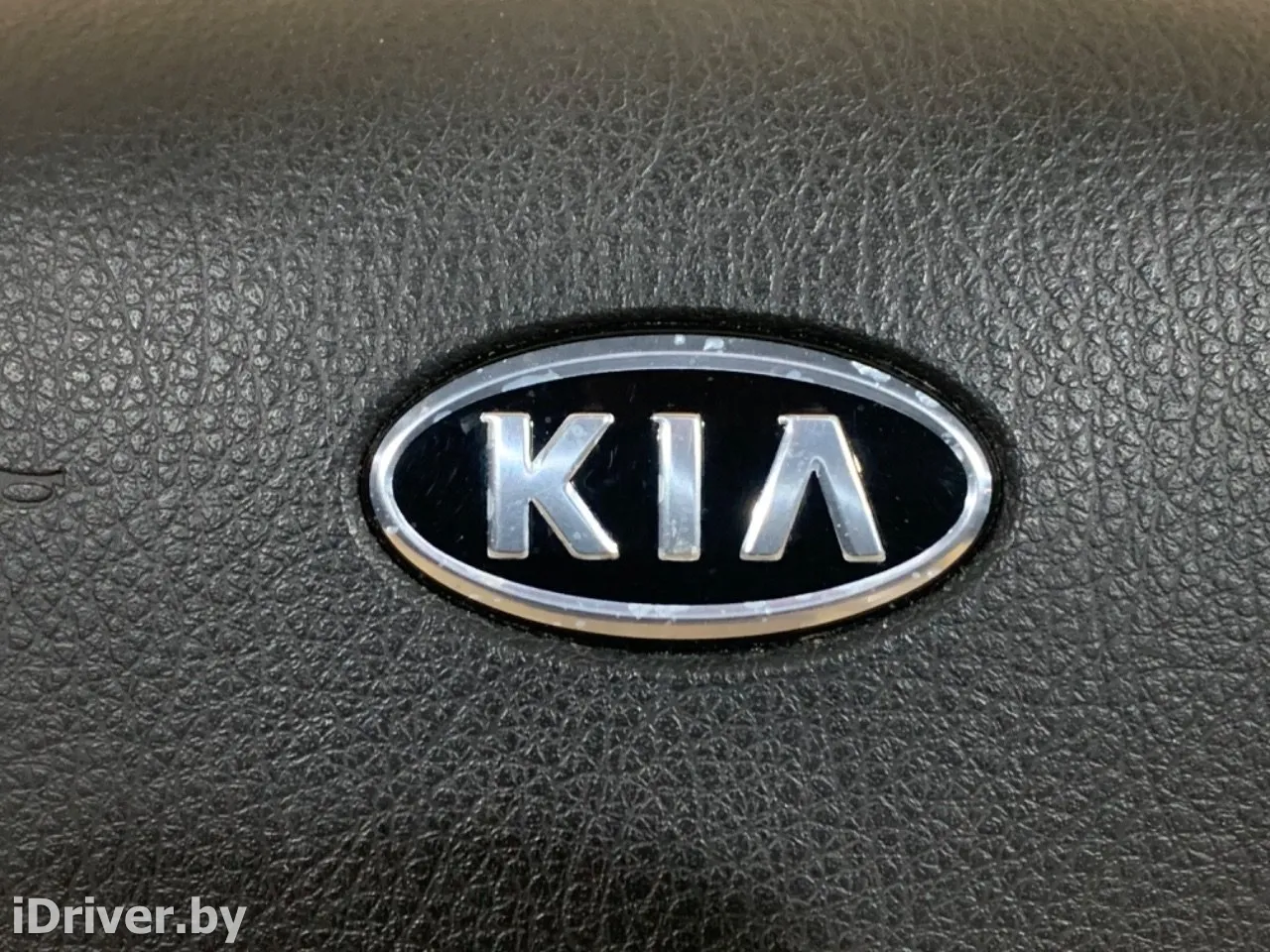 569002P100 Подушка безопасности водителя Kia Sorento 2 Арт 88456888, вид 3