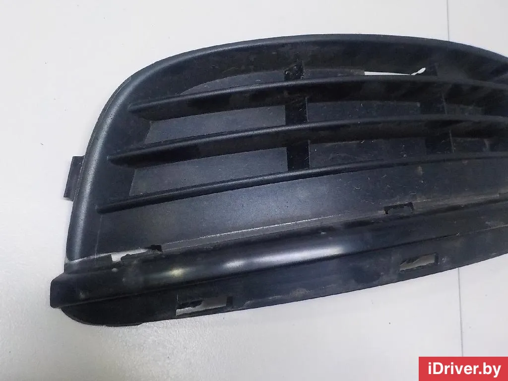 1K0853665G9B9 VAG Решетка в бампер левая Volkswagen Golf 5 Арт E51823740, вид 3