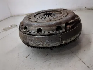 Y60116610A Маховик Mazda 3 BK 1.6л TD Арт 20111457, вид 5