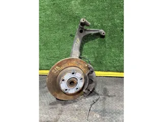 8d0407257 Кулак поворотный левый Volkswagen Passat B5 Арт 56992, вид 1