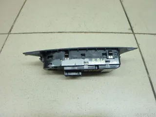 61319216048 BMW Блок управления стеклоподъемниками BMW X1 E84 Арт E95748206, вид 4