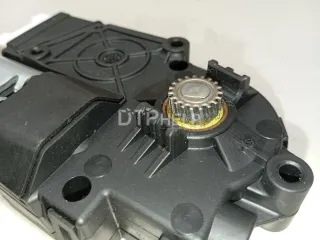 2048200808 Моторчик люка Mercedes C W204 Арт AM23635623, вид 6