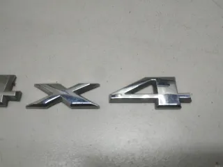 68240750AA Chrysler Эмблема на крышку багажника Jeep Cherokee KL Арт E22931788, вид 3
