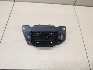 LR060857 Land Rover Кнопка фиксатора стояночного тормоза Land Rover Discovery 5 Арт E12794964, вид 3