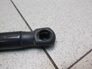 8185061M00 Suzuki Амортизатор двери багажника Suzuki SX4 2 Арт E100424979, вид 4