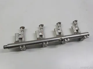 2070844 Ford Топливная рампа  Ford Focus 3 restailing Арт E41181255, вид 1