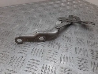 7M0823302L Петля капота Volkswagen Sharan 1 restailing Арт AG1095925, вид 3