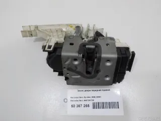 9067201735 Mercedes Benz Замок двери передней правой Mercedes Sprinter W906 Арт E50367265, вид 1