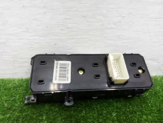 93570D3061 Кнопка стеклоподъемника Hyundai Tucson 3 Арт 00252325, вид 5