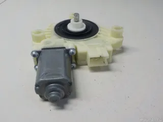 2059060013 Mercedes Benz Моторчик стеклоподъемника Mercedes C W205 Арт E51602298, вид 6