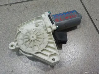 2218202742 Mercedes Benz Моторчик стеклоподъемника Mercedes S W221 Арт E30341752, вид 2