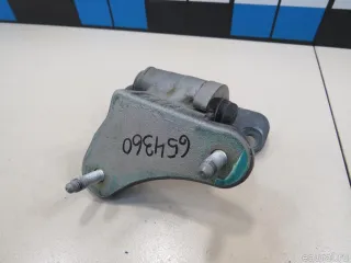 2047200437 Mercedes Benz Петля двери передней правой нижняя Mercedes C W204 Арт E80654360, вид 3