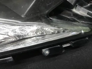 8113133C90 Стекло фары правое Lexus ES 6 restailing Арт 0000007777592, вид 32