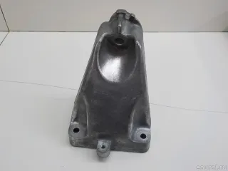 6422230504 Mercedes Benz Кронштейн двигателя правый Mercedes S W221 Арт E84523037, вид 1