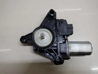 2139060602 Mercedes Benz Моторчик стеклоподъемника Mercedes C W205 Арт E84606503, вид 1