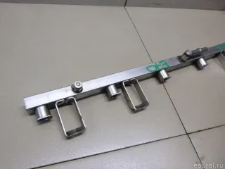 13537542541 BMW Топливная рампа  BMW 5 E60/E61 Арт E100033463, вид 2