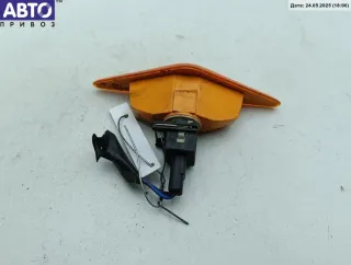 XS4H3K354A Повторитель поворота правый Ford Focus 1 Арт 54723417, вид 2