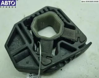 1k0121367d Кронштейн радиатора Volkswagen Passat B5 Арт 55098952, вид 2