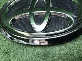 753100K080 Эмблема решетки радиатора  нв Toyota Fortuner 2 Арт 0000007779121, вид 20