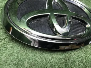 753100K080 Эмблема решетки радиатора  нв Toyota Fortuner 2 Арт 0000007779121, вид 23