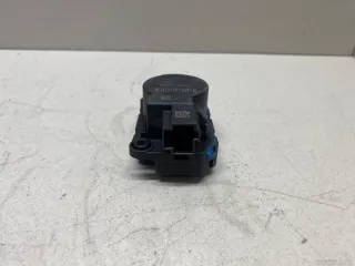 13332583 GM Моторчик заслонки отопителя Chevrolet Cruze J300 restailing Арт E95733578, вид 3