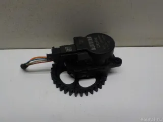 13332583 GM Моторчик заслонки отопителя Chevrolet Cruze J300 restailing Арт E40739081, вид 1