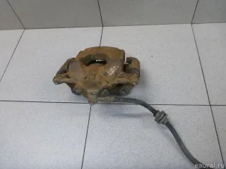 13301190 GM Суппорт тормозной передний правый Chevrolet Cruze J300 restailing Арт E100555256, вид 2