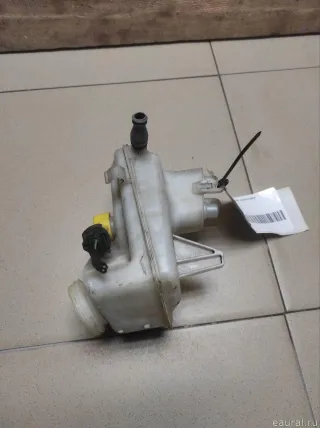 559057 GM Бачок главного тормозного цилиндра Chevrolet Cruze J300 restailing Арт E100560309, вид 1